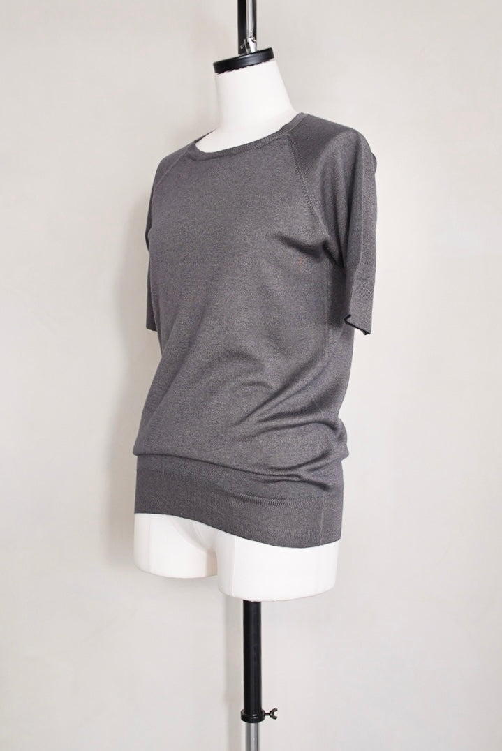 2000s Prada, half sleeves knit top