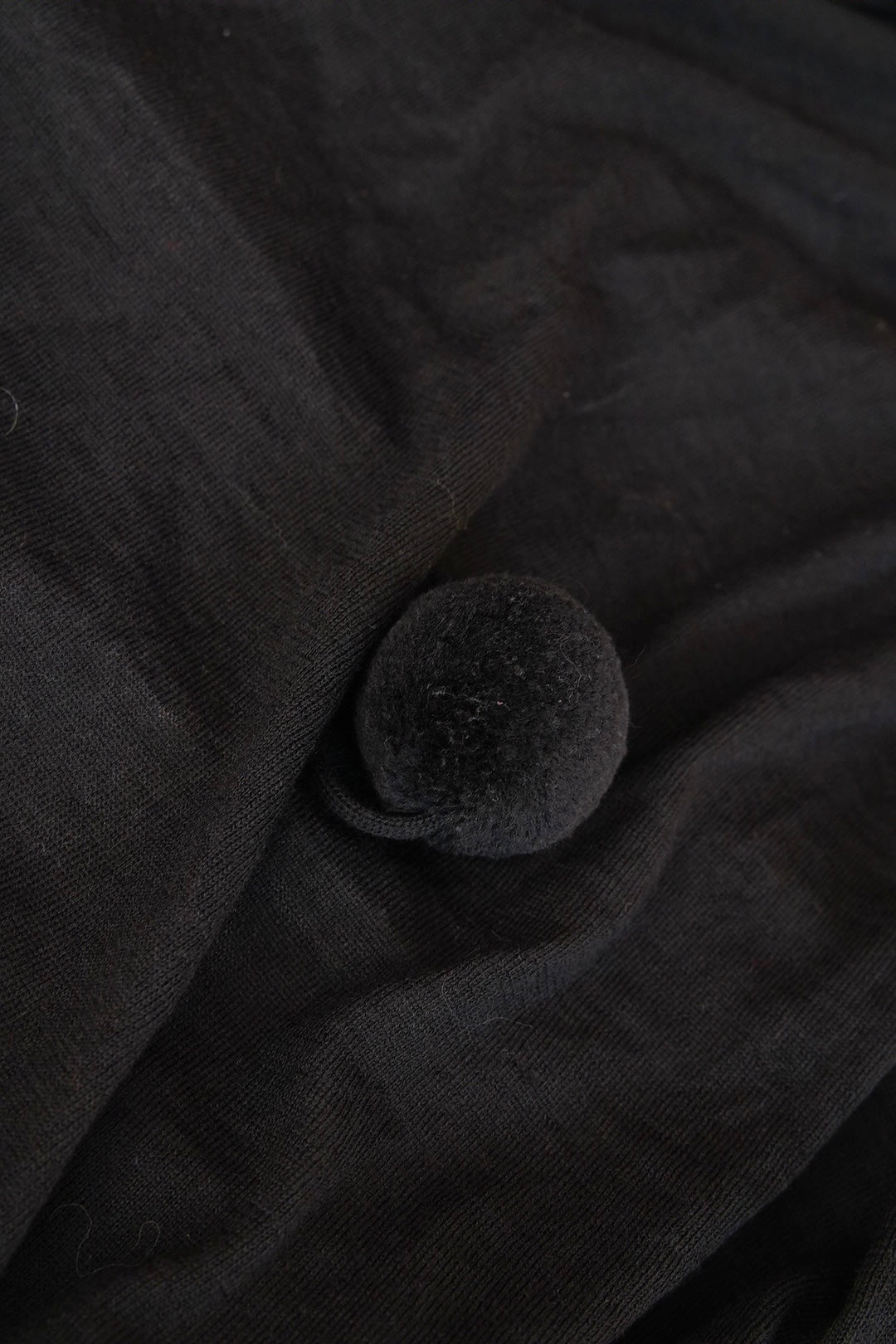 COMME des GARÇONS COMME des GARÇONS, pom pom wide knit stole