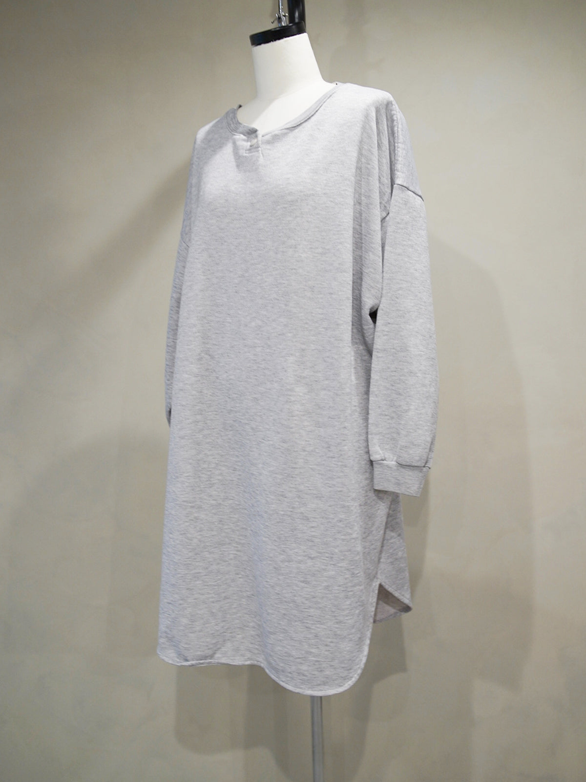 1980s Henry neck long sweat shirt