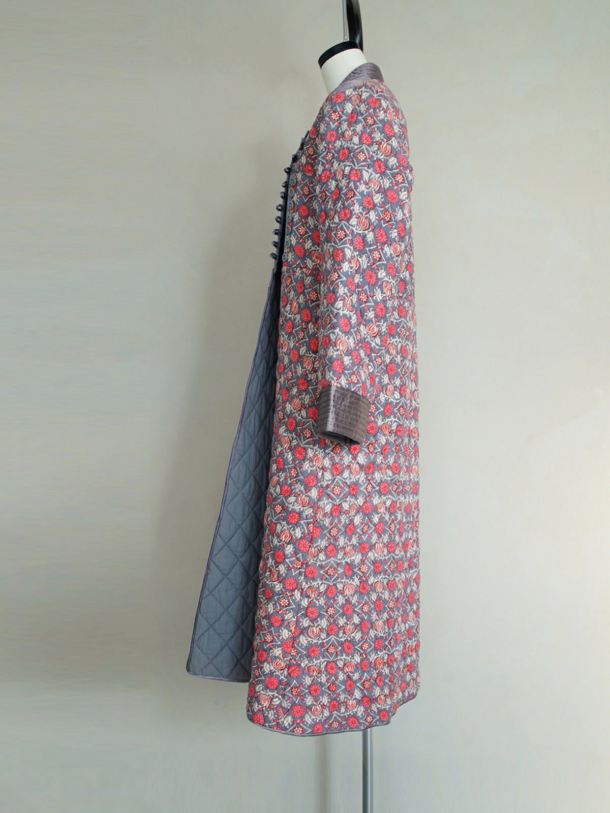 1970s London Vintage, quilting cotton gown